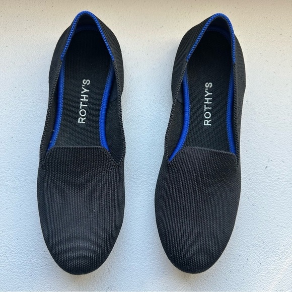 Rothy’swoman’s blackflats